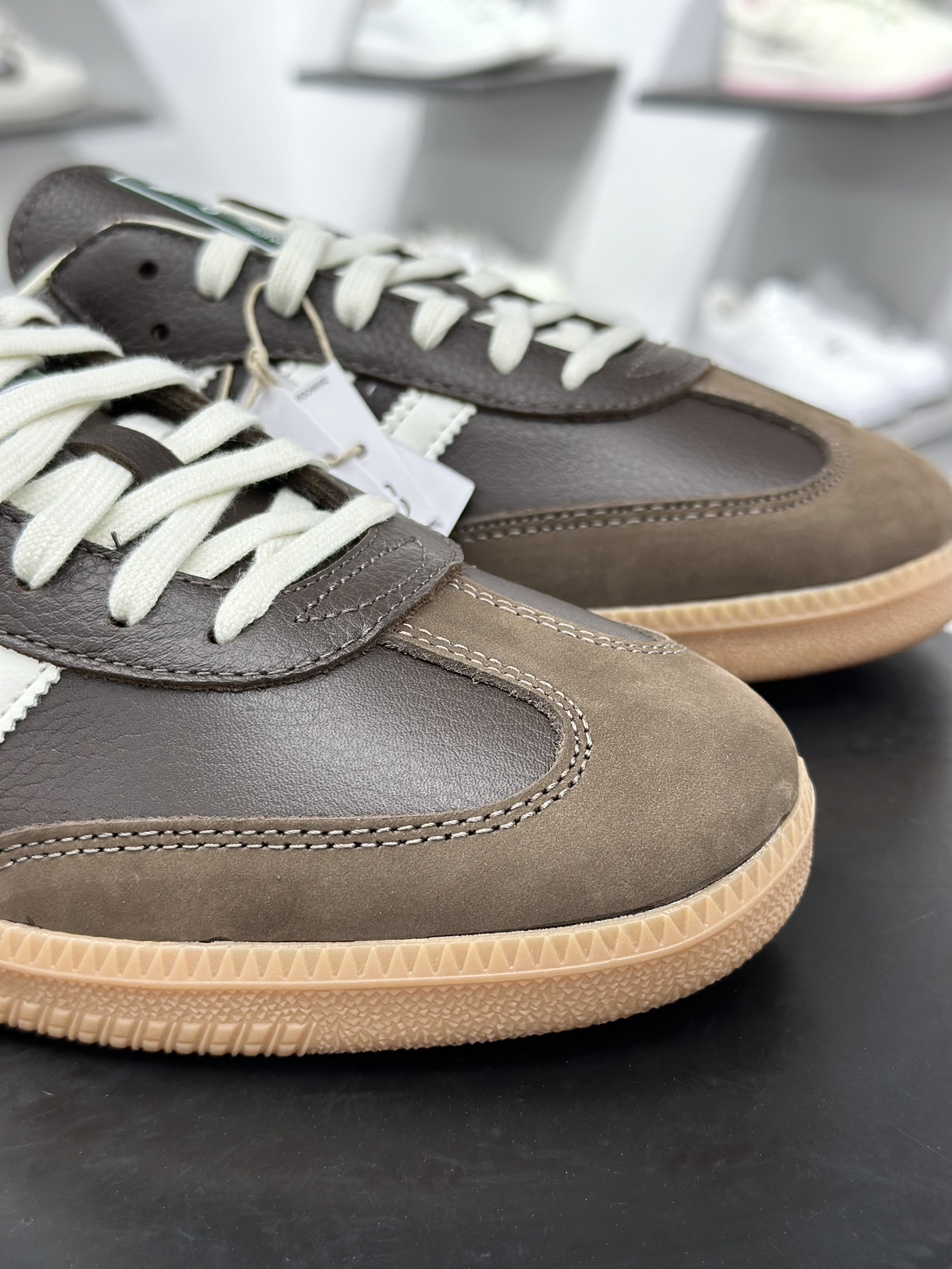 200 Adidas Samba OG 复古桑巴板鞋 JR0891