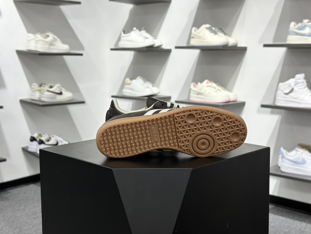 200 Adidas Samba OG 复古桑巴板鞋 JR0891