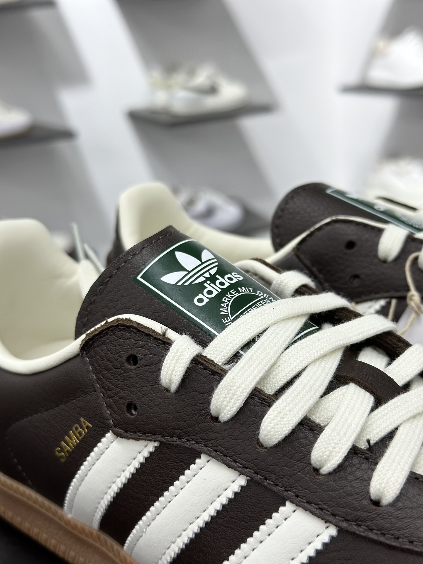 200 Adidas Samba OG 复古桑巴板鞋 JR0891