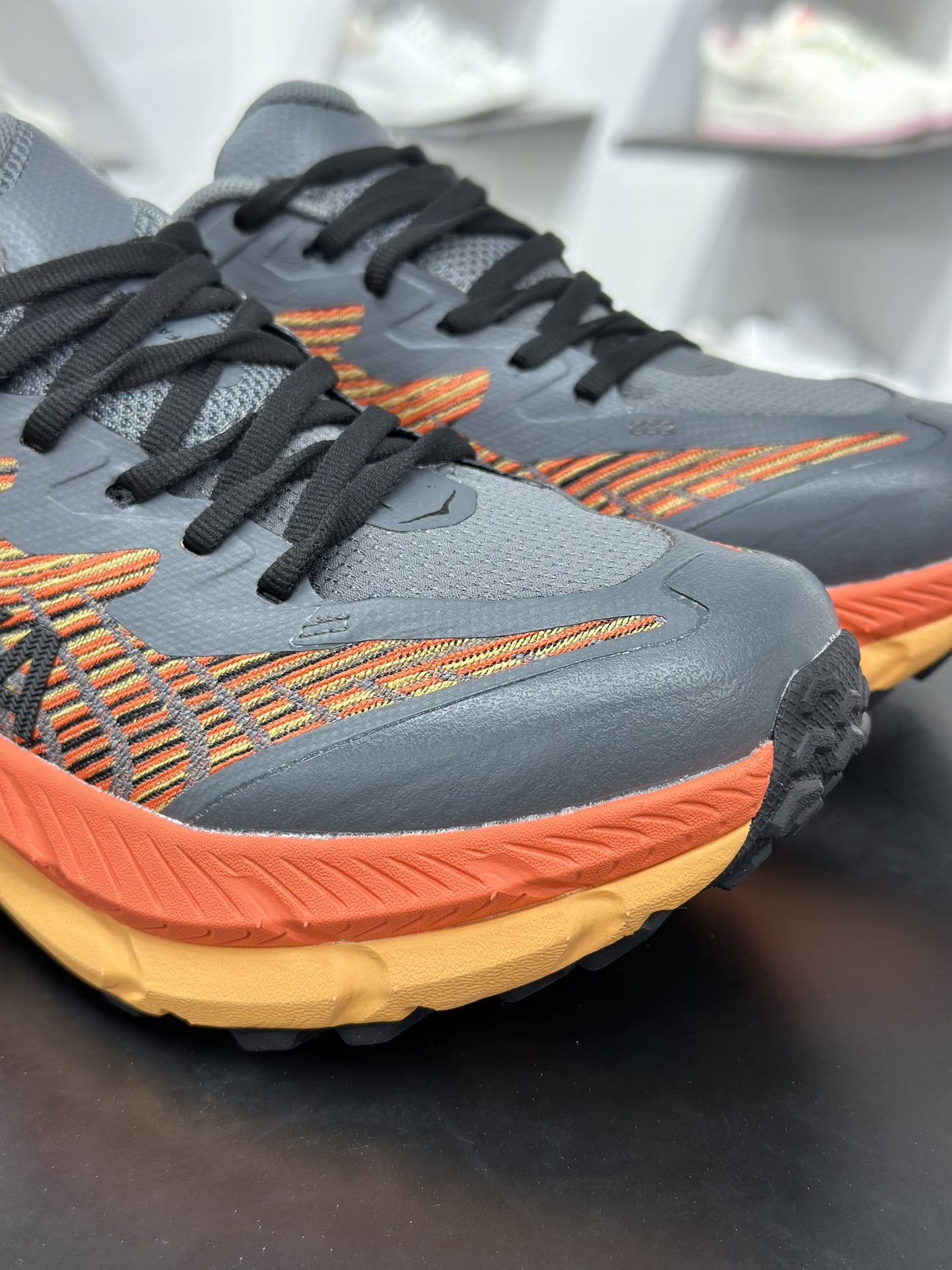 200 HOKA ONE ONE Mafate Speed 2 低帮专业越野跑步鞋 1129930/CKBC