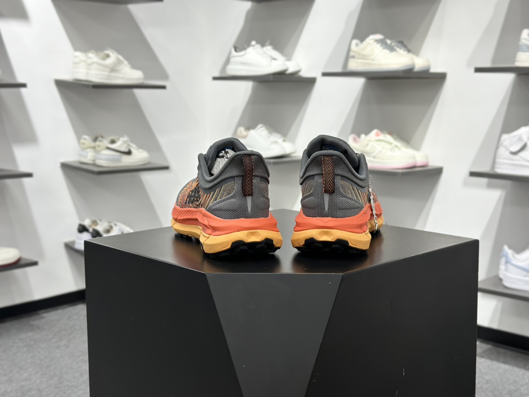 200 HOKA ONE ONE Mafate Speed 2 低帮专业越野跑步鞋 1129930/CKBC