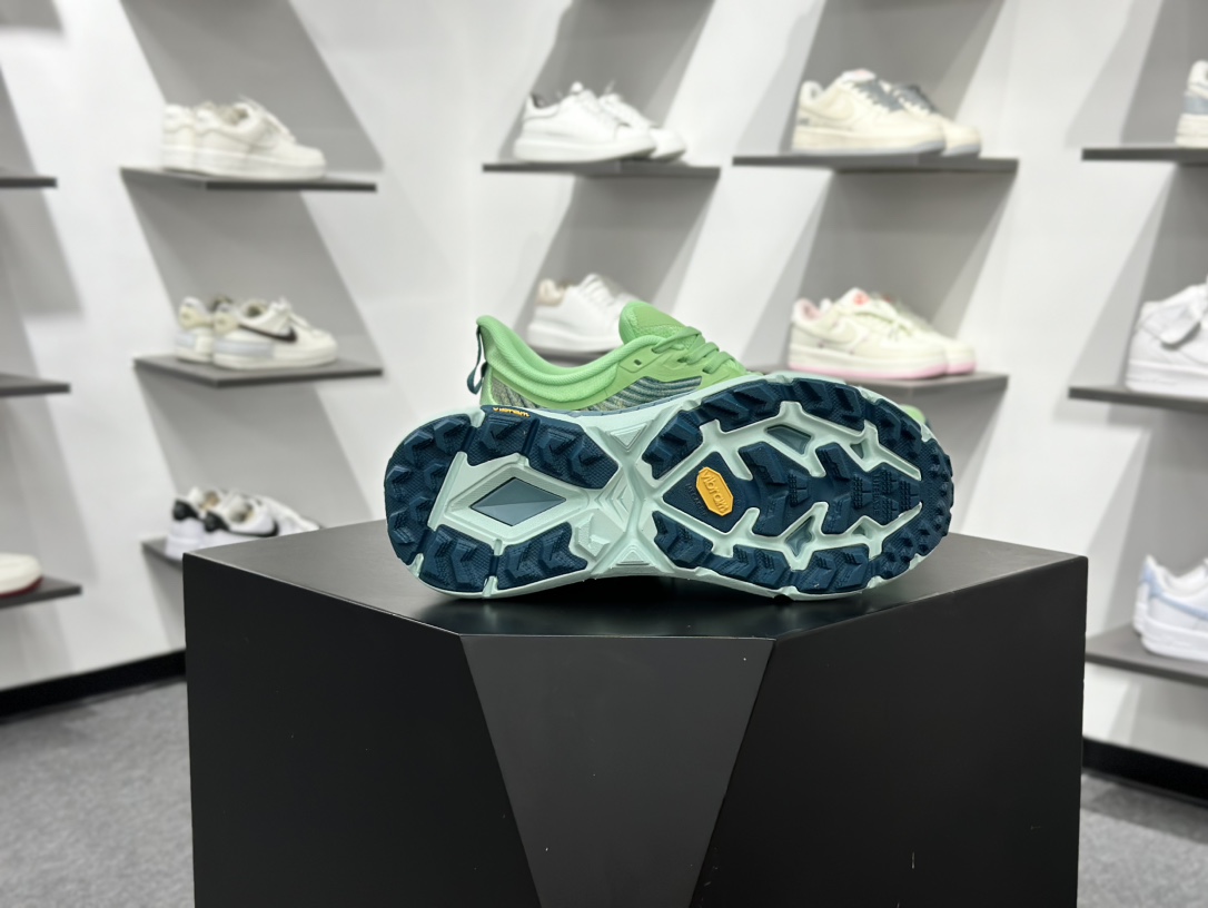 200 HOKA ONE ONE Mafate Speed 2 低帮专业越野跑步鞋 1129930/LGOM