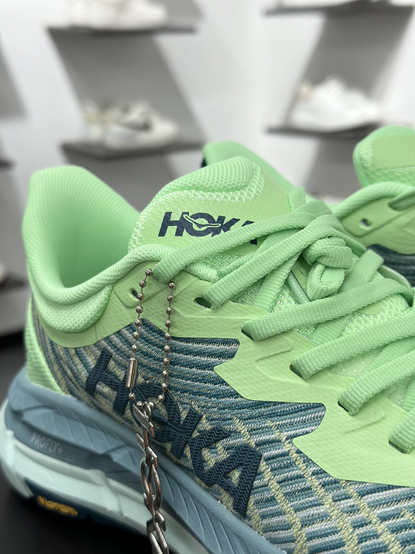 200 HOKA ONE ONE Mafate Speed 2 低帮专业越野跑步鞋 1129930/LGOM