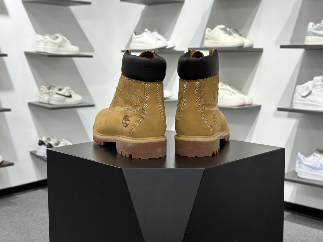 380 Timberland x Bape x Undefeated 添柏岚/天伯伦 猿人头 TB0A1R7Y231