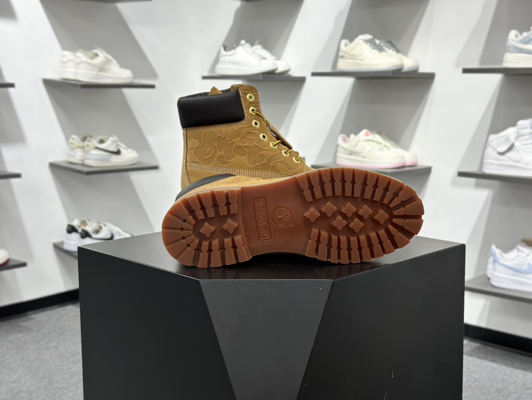 380 Timberland x Bape x Undefeated 添柏岚/天伯伦 猿人头 TB0A1R7Y231