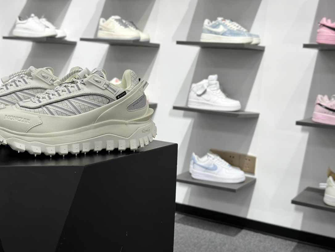 450 Moncler 蒙口 Trailgrip GTX 厚底系带耐磨低帮运动休闲鞋