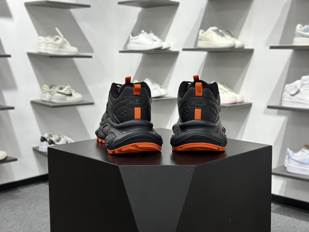 200 MLB Chunky Runner Basic 厚底老爹厚底休闲运动慢跑鞋 3ASHW005N