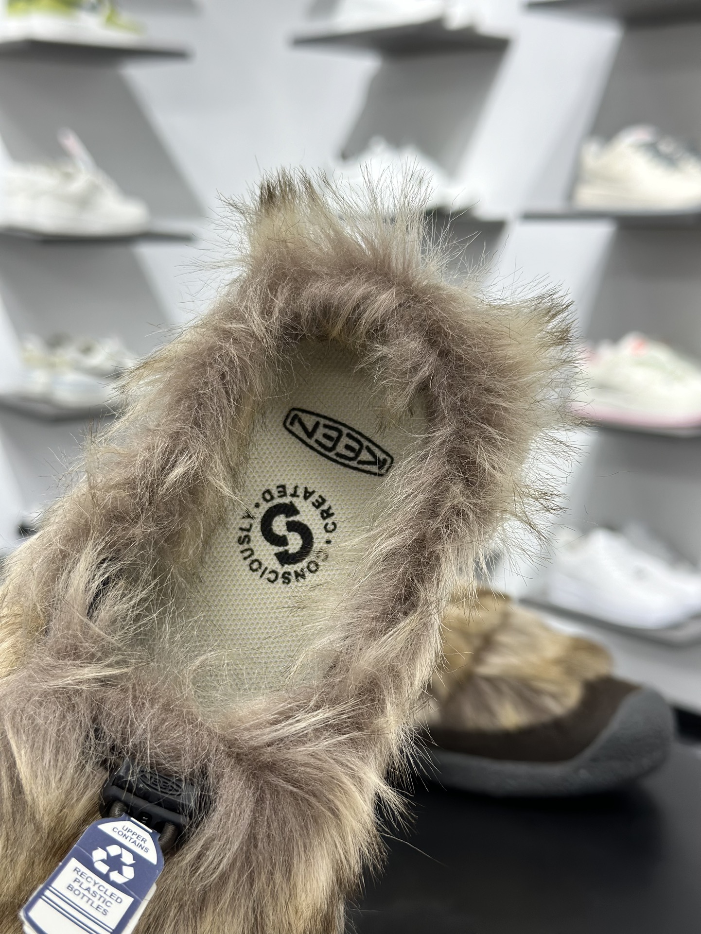 180 KEEN Howser 3 SLIDE 小熊掌 保暖舒适 防滑 低帮 生活休闲鞋 女款 1026652