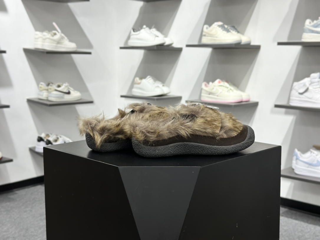 180 KEEN Howser 3 SLIDE 小熊掌 保暖舒适 防滑 低帮 生活休闲鞋 女款 1026652