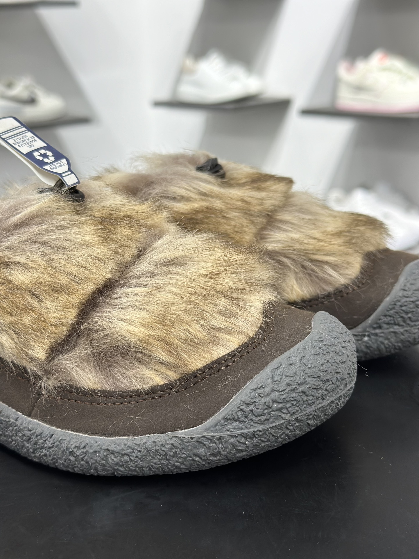 180 KEEN Howser 3 SLIDE 小熊掌 保暖舒适 防滑 低帮 生活休闲鞋 女款 1026652