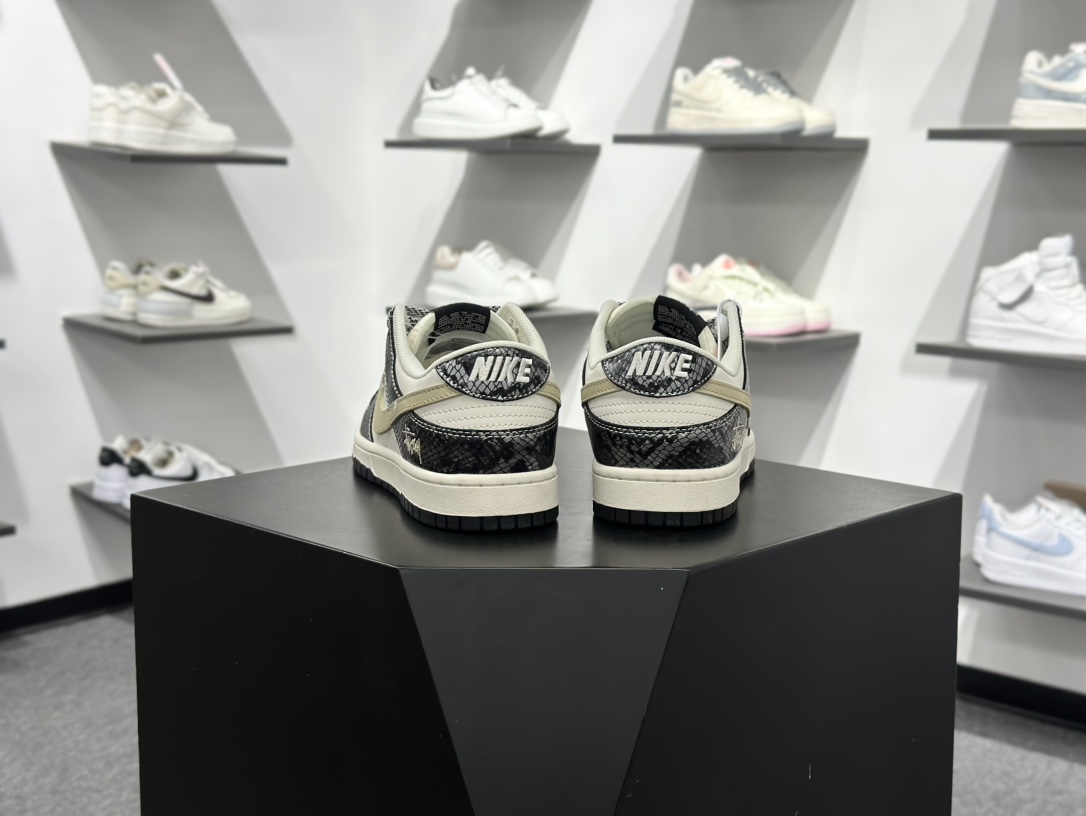 NK Dunk Low Retro ”DIY高端定制” Sup印字米黑蛇纹钩 低帮休闲运动板鞋 XS6089-636