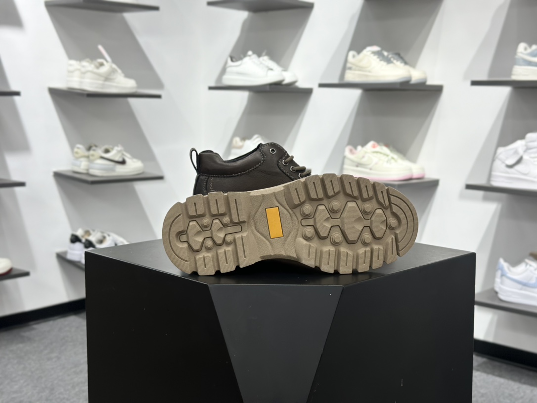 280 Ecco爱步男鞋2025年新款 拼接板鞋拼色 800874