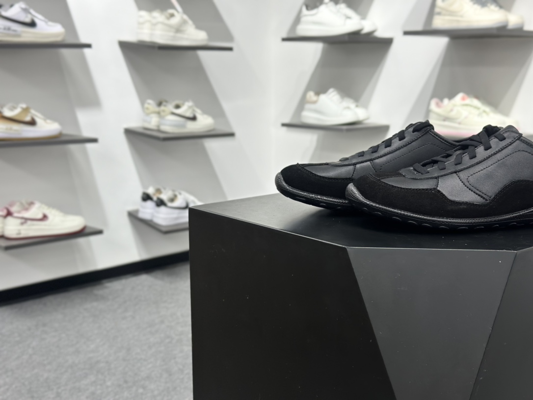 280 ECCO爱步休闲鞋秋 25年新款时尚女款德训鞋 经典百搭板鞋 802483-614-Chinese UA Cheap High Quatity Brand Clothes Bags handbags Sneakers wholesale wholesaler seller from China Factory suppliers Fashion Clothing Shoes best Quality Beautiful Price 280 ECCO爱步休闲鞋秋 25年新款时尚女款德训鞋 经典百搭板鞋 802483-614