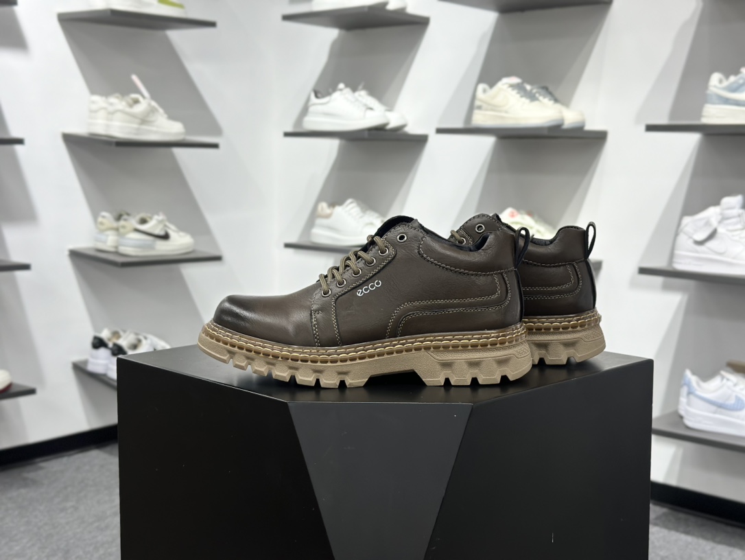 280 Ecco爱步男鞋2025年新款 拼接板鞋拼色 800874