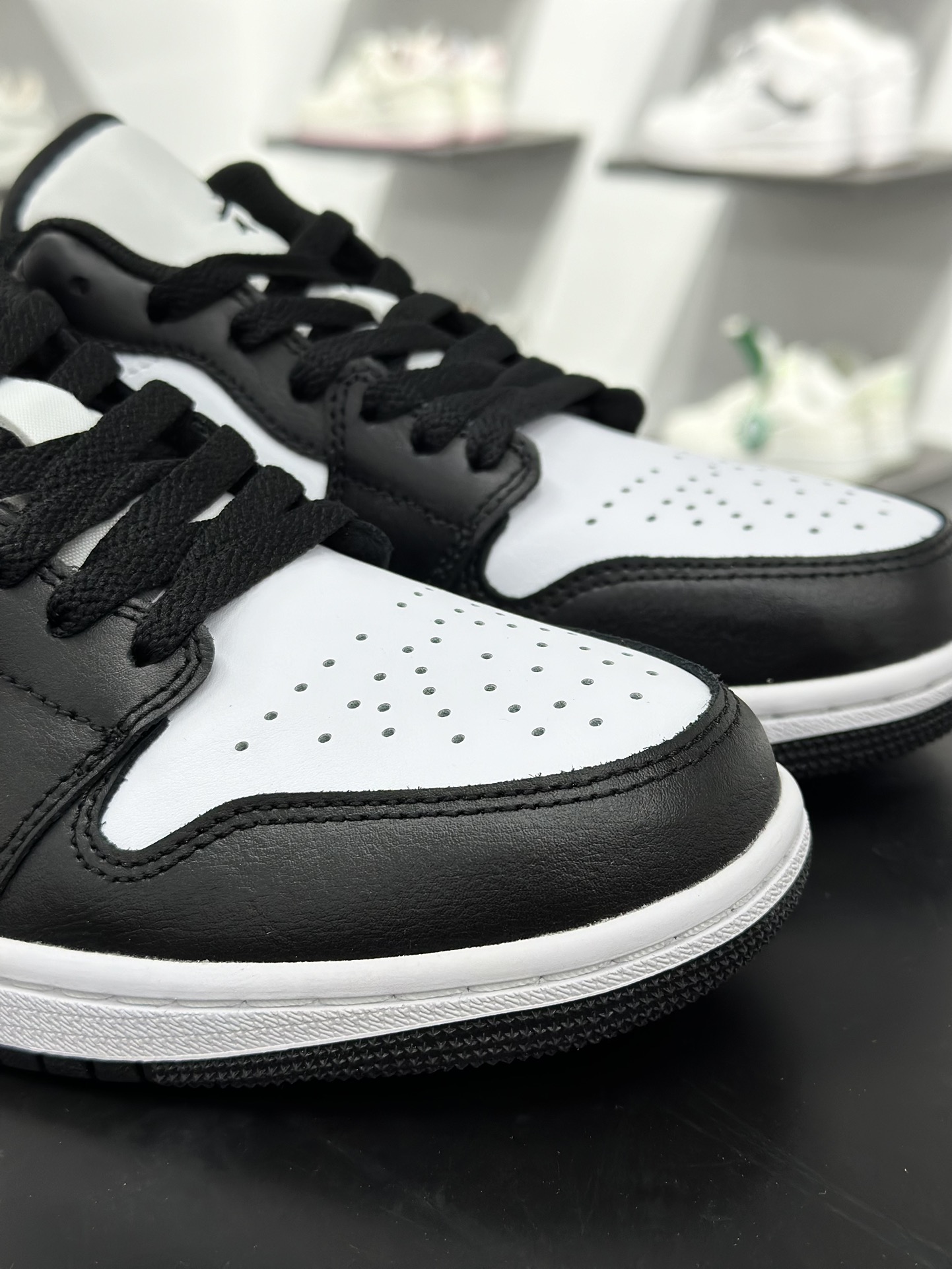 Air Jordan 1 Low 原装配色 耐克Nike Air Jordan1 Low AJ低帮乔丹一代低帮经典复古文化休闲运动篮球鞋 IO3393-010