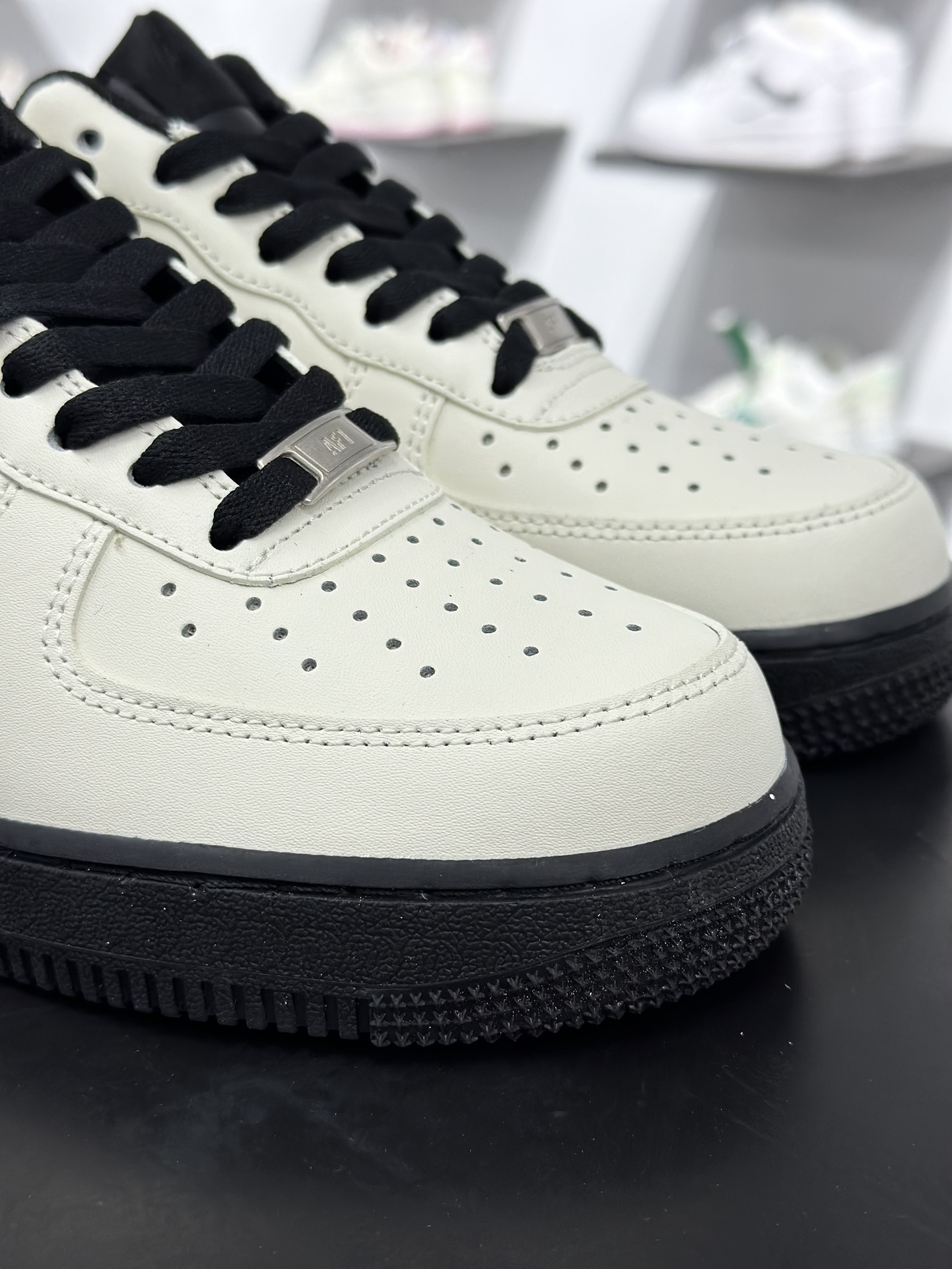耐克Nike Air Force 1 07 Low空军一号经典低帮百搭休闲运动板鞋 ZH0316-143