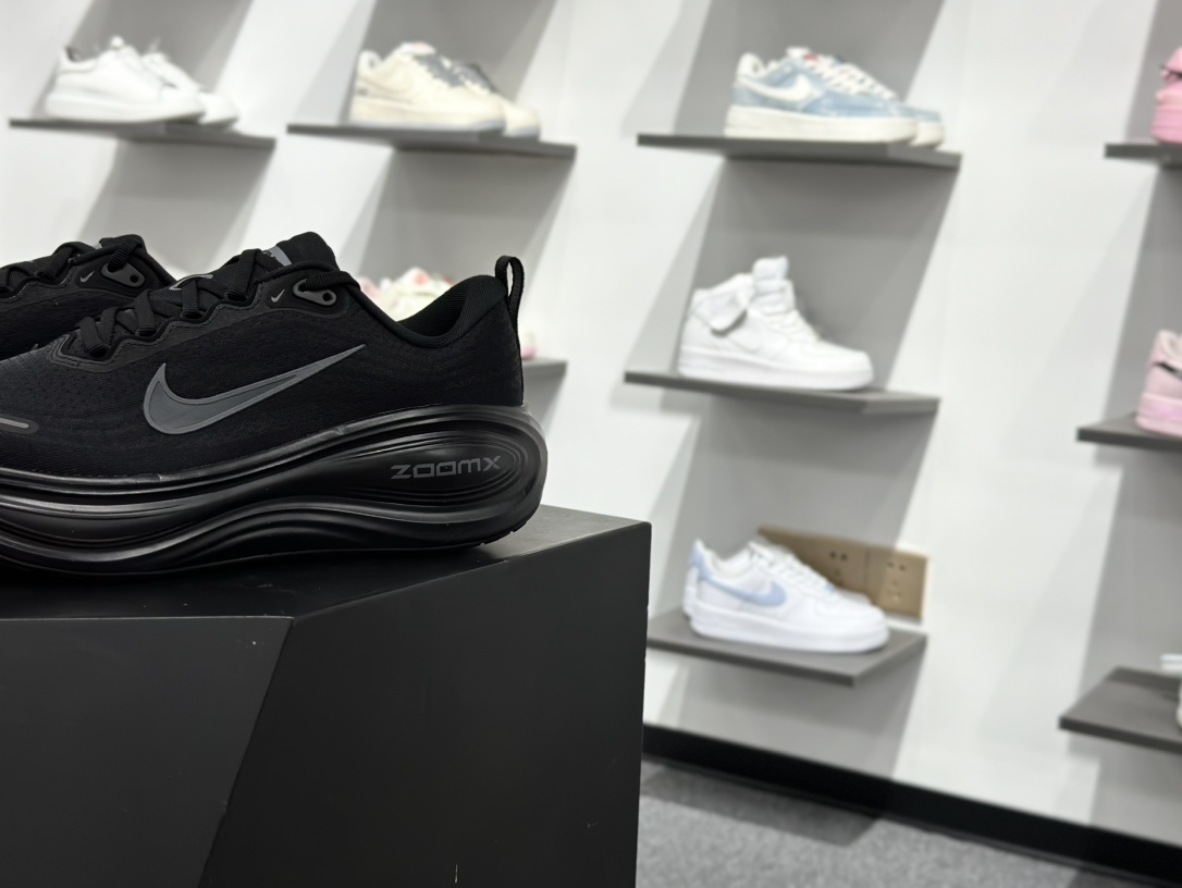 200 NK Vomero Plus 网面透气跑步鞋 HV8150-003-Chinese UA Cheap High Quatity Brand Clothes Bags handbags Sneakers wholesale wholesaler seller from China Factory suppliers Fashion Clothing Shoes best Quality Beautiful Price 200 NK Vomero Plus 网面透气跑步鞋 HV8150-003