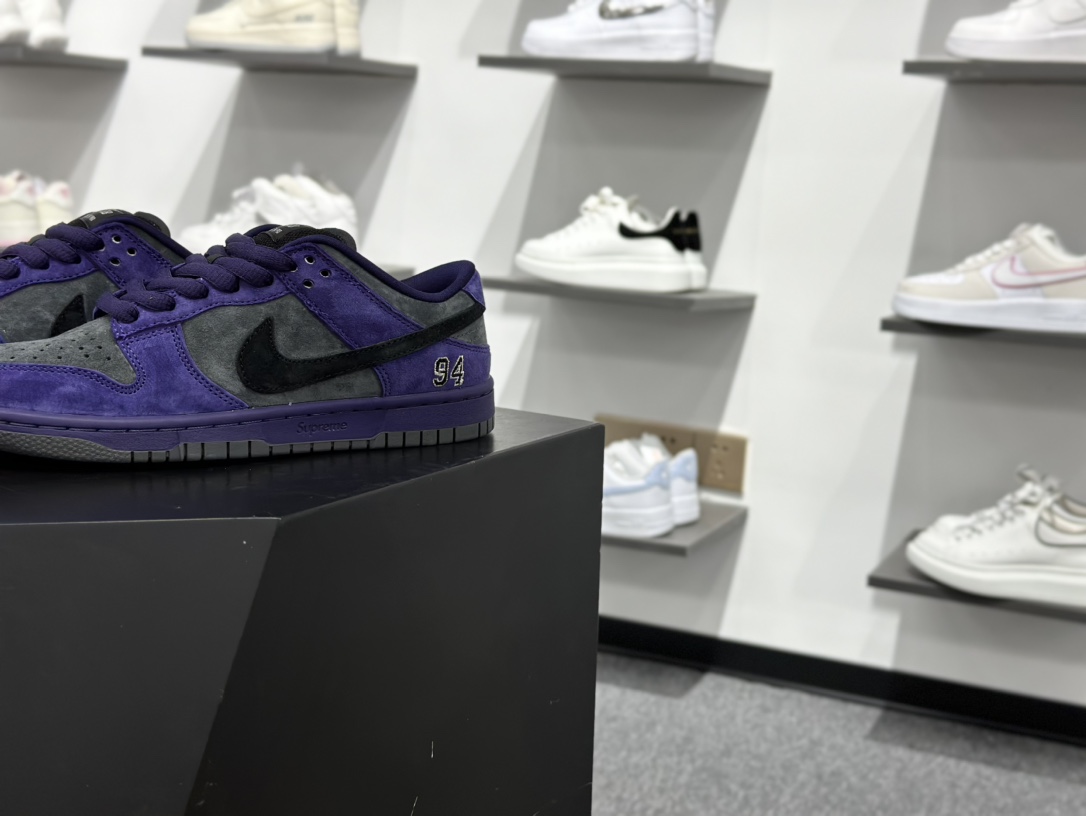 Supreme x NK Dunk Low SUP 联名款 低帮休闲滑板鞋 HQ8487-500-莆田鞋,莆田鞋货源,高仿鞋,高仿鞋货源,安福档口,莆田高仿鞋,莆田鞋批发,高仿鞋批发,莆田高仿运动鞋,高仿运动鞋,莆田运动鞋 Supreme x NK Dunk Low SUP 联名款 低帮休闲滑板鞋 HQ8487-500