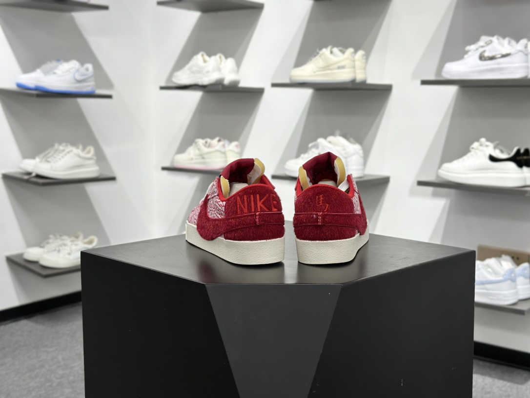 NK Blazer Low 77 JUMBO 复古经典开拓者 马年限定 DQ1470-142