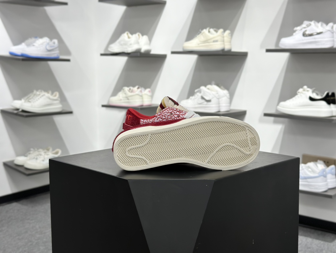 NK Blazer Low 77 JUMBO 复古经典开拓者 马年限定 DQ1470-142