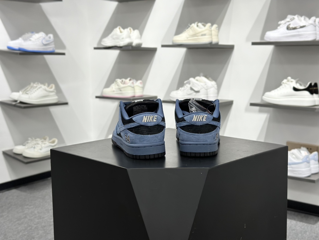 Supreme x NK Dunk Low SUP 联名款 低帮休闲滑板鞋 HQ8487-400