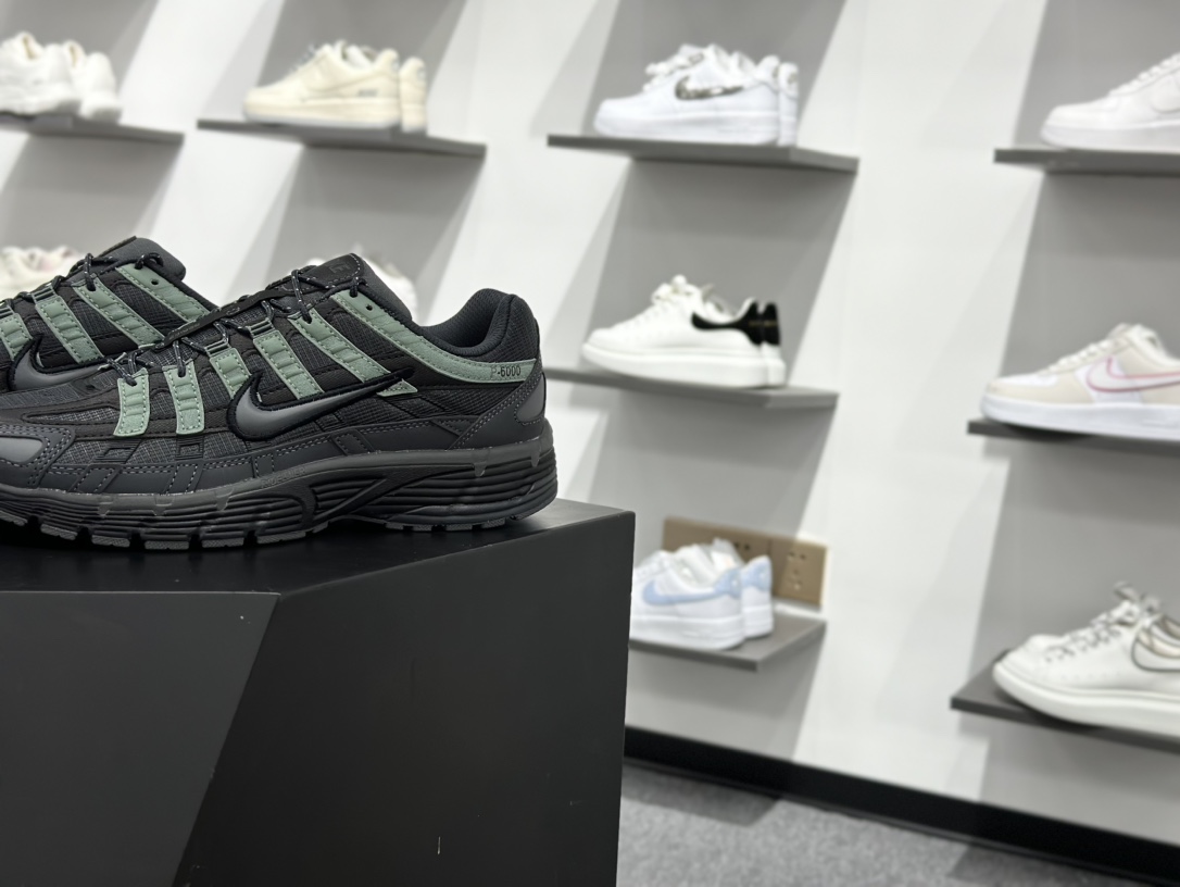 NK P-6000 复古老爹休闲运动鞋 黑灰绿 IM5997-060