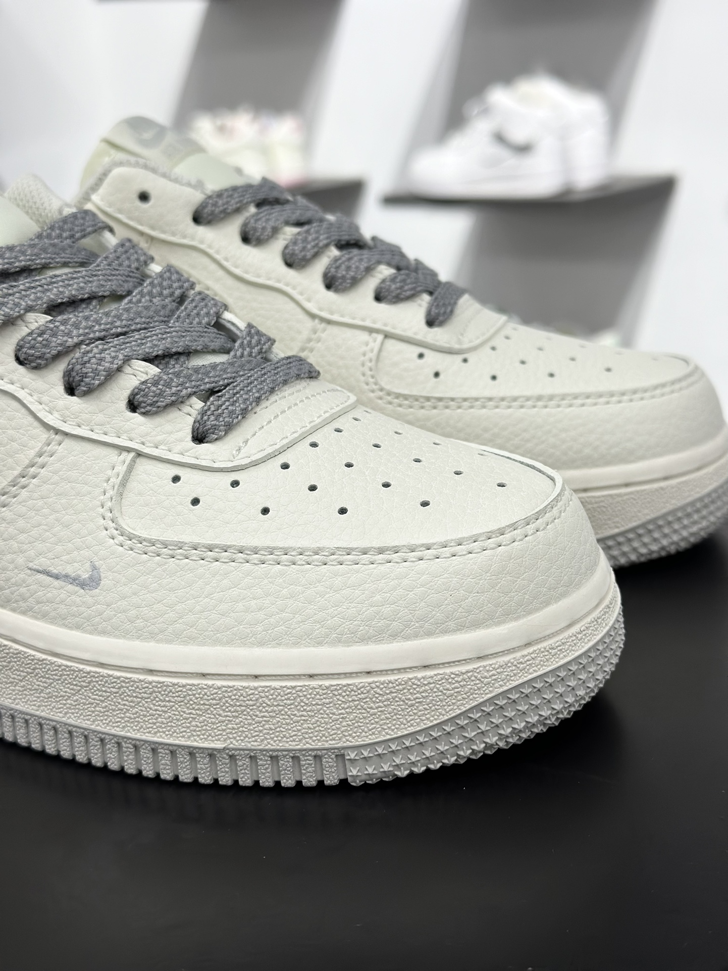 耐克Nike Air Force 1’07 Low 空军一号经典低帮百搭休闲运动板鞋 GX3167-107-莆田鞋,莆田鞋货源,高仿鞋,高仿鞋货源,安福档口,莆田高仿鞋,莆田鞋批发,高仿鞋批发,莆田高仿运动鞋,高仿运动鞋,莆田运动鞋 耐克Nike Air Force 1’07 Low 空军一号经典低帮百搭休闲运动板鞋 GX3167-107