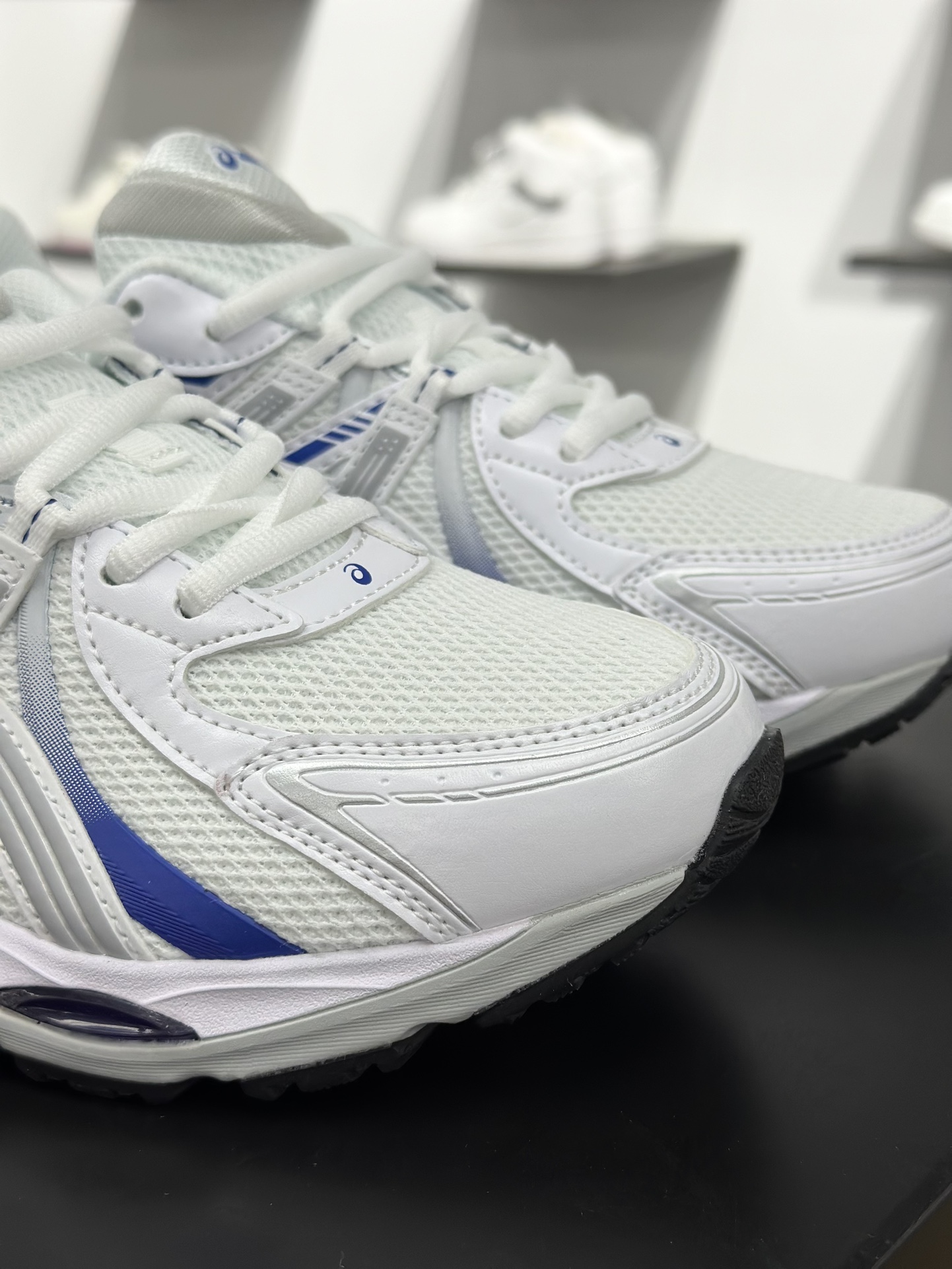 200 亚瑟士/ASICS Gel-Sekiran”White Lapis Lazuli Blue”凝胶赤炼系列低帮轻量健身户外缓震休闲运动跑步鞋“白银渐变宝蓝”1203A711-100