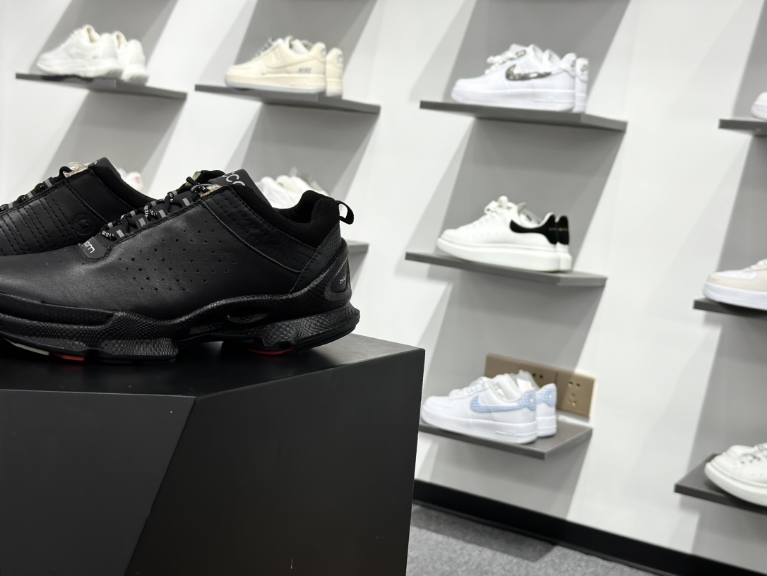 280 ECCO爱步运动男鞋 25年新款百搭跑步健身鞋 健步BIOMC25周年全新款式