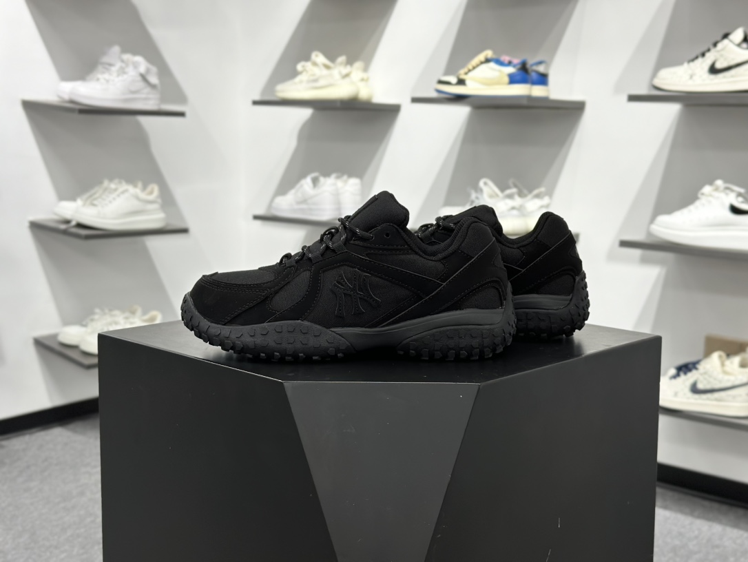 200 MLB TROPHY VINTAGE LT 纽约洋基队 潮流时尚厚底运动鞋 3ASXT051N818