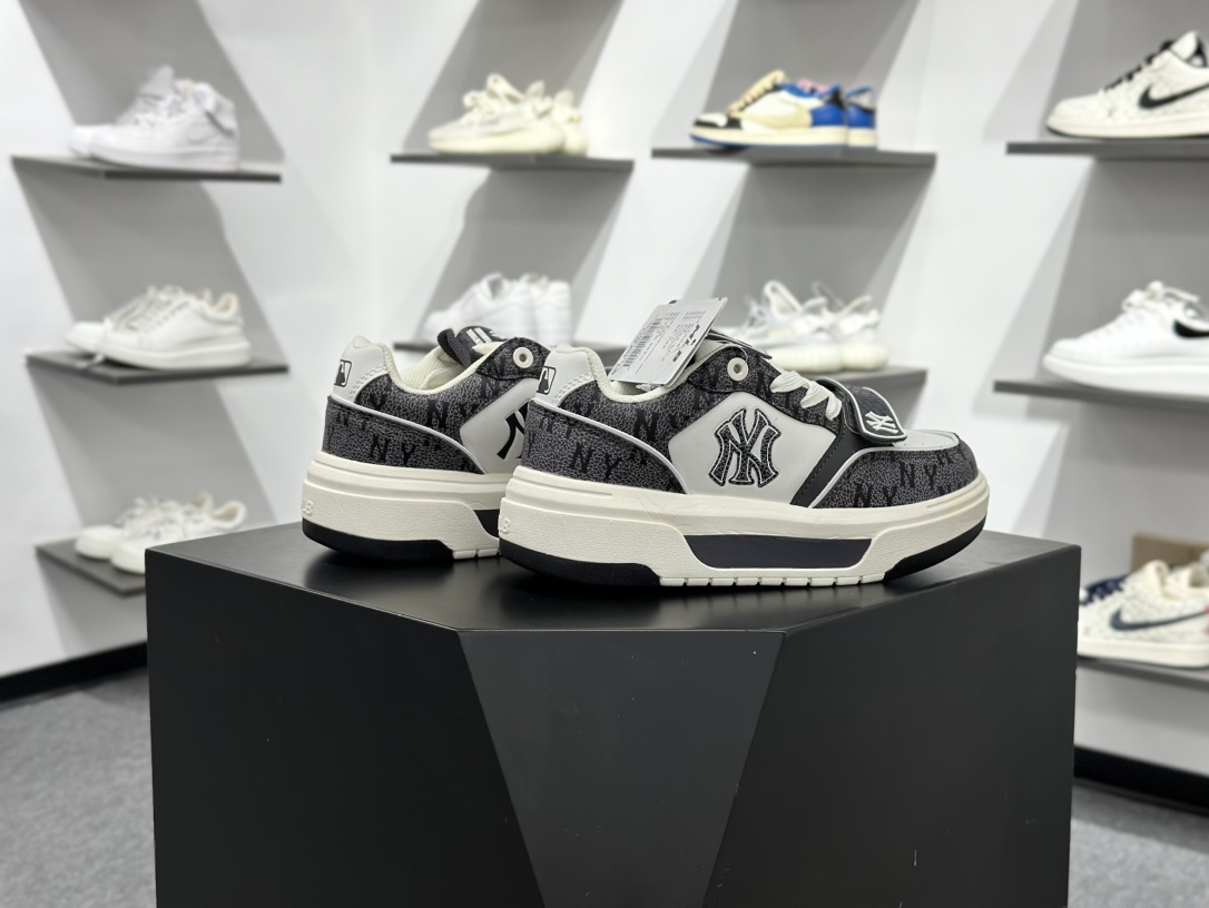 180 MLB TROPHY VINTAGE LT 纽约洋基队 潮流时尚厚底运动鞋