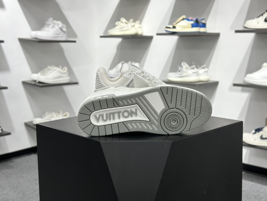 500 Louis vuitton Trainer Sneaker Low 路易威登 休闲运动文化百搭板鞋