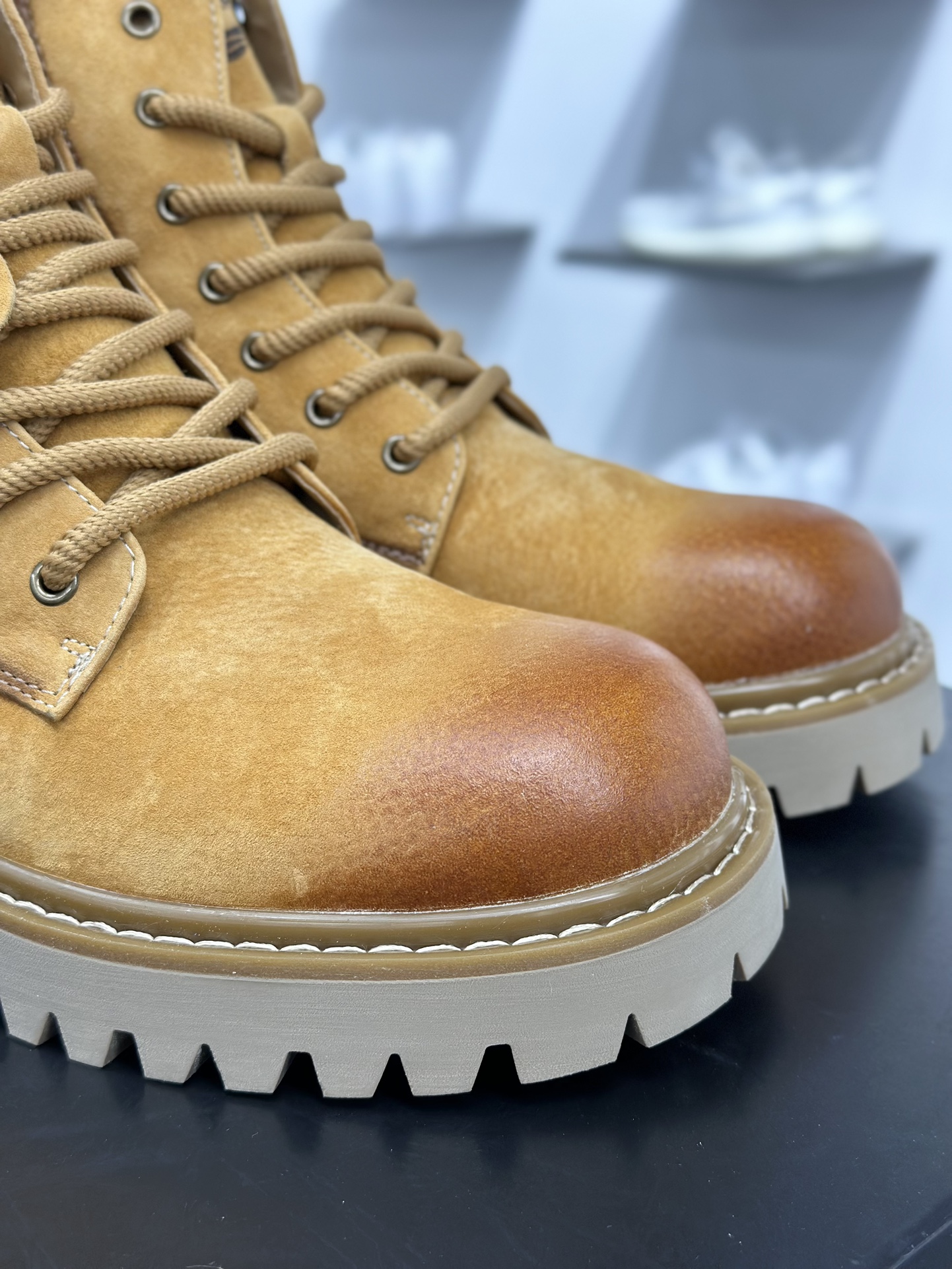 280 Timberland添柏岚/天伯伦 2025秋冬新品（毛绒内里 保暖锁热） 秋冬必备户外休闲大黄靴系列 TB10053