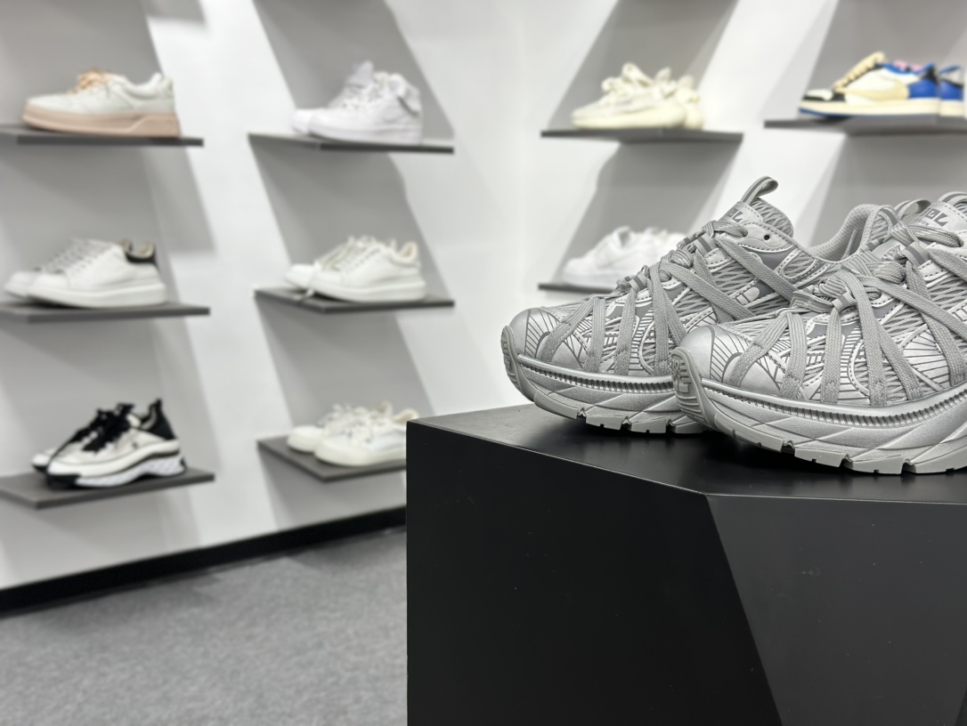 220 GG-CC GG-CC Chunky Low 厚底增高运动老爹鞋 G25X8617