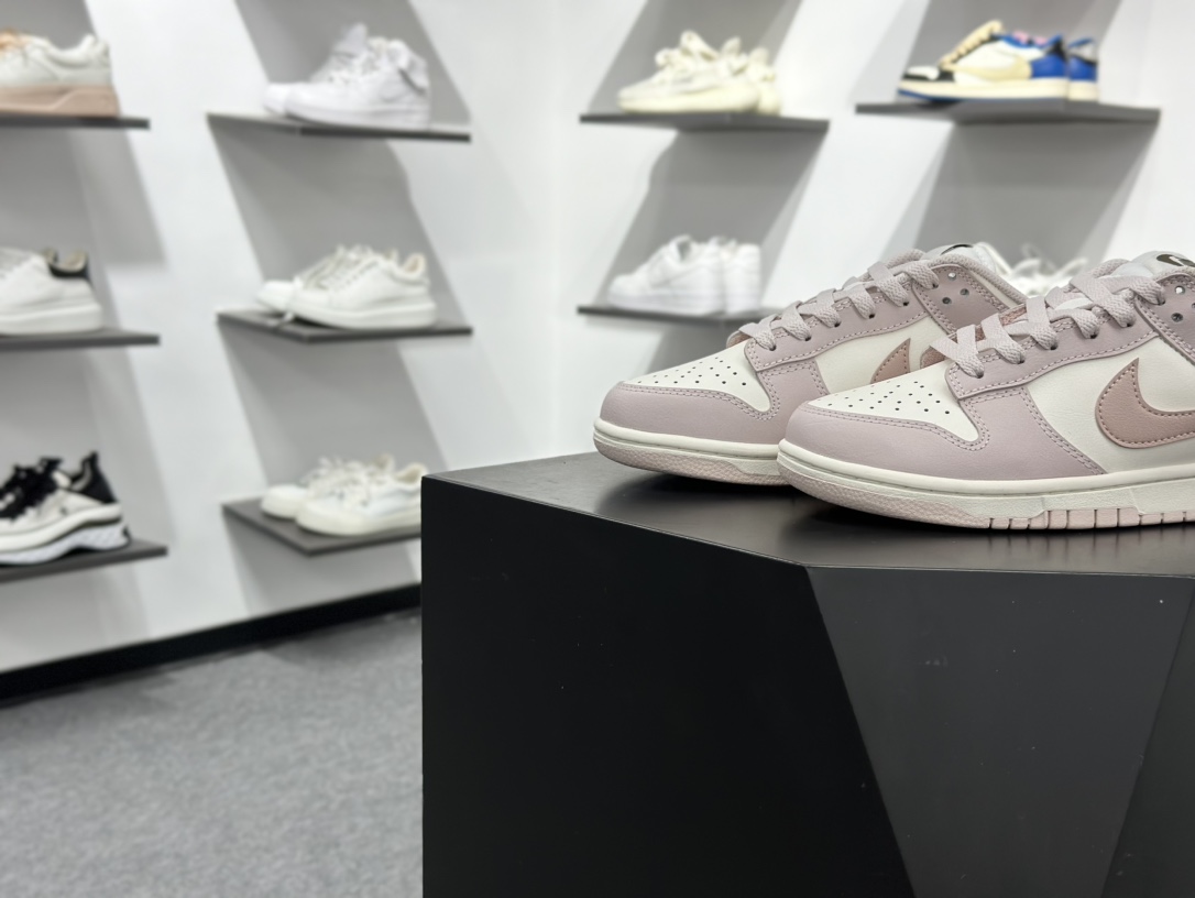 NIKE DUNK LOW 耐克 低帮休闲运动板鞋原装头层材料 用料绝不含糊 独家版型蒸餾加工帶來的是更好的视觉和脚感体验 清洁度 电绣工艺 皮料切割干净无任何毛边 细节完美 IM6572 602 尺码:36-40 编码：dh23497