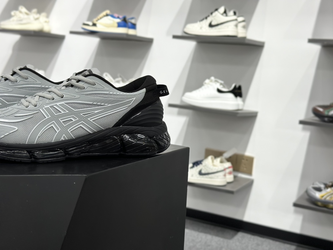 200 Asics Gel-Quantum 360 VIII 复古单品 亚瑟士复古透气休闲鞋缓震男子耐磨跑步鞋 1203A507-020
