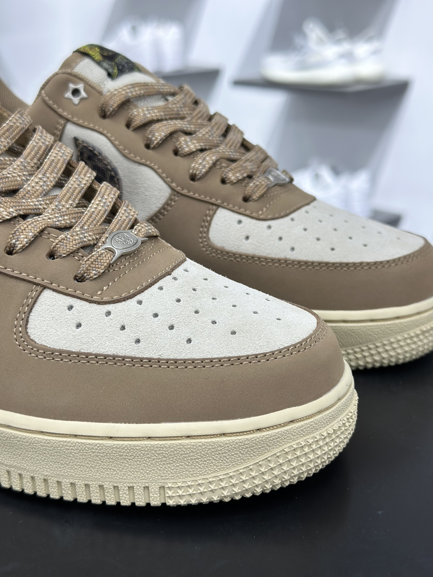 Nike AIR FORCE 1'07 IO9803-200