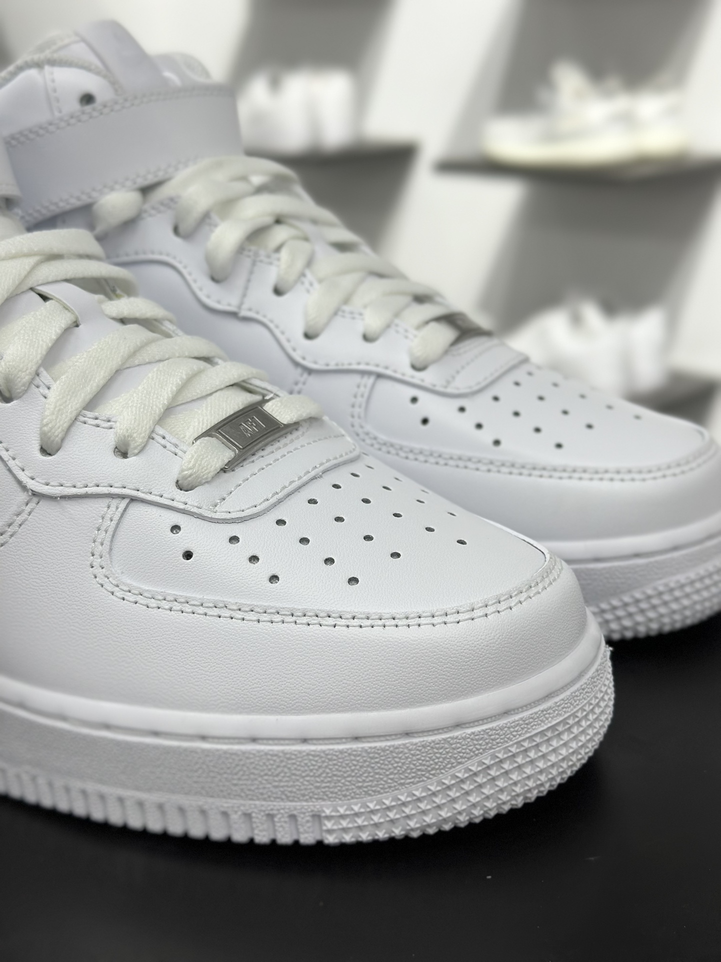 Nike AIR FORCE 1 MID '07 CW2289-111