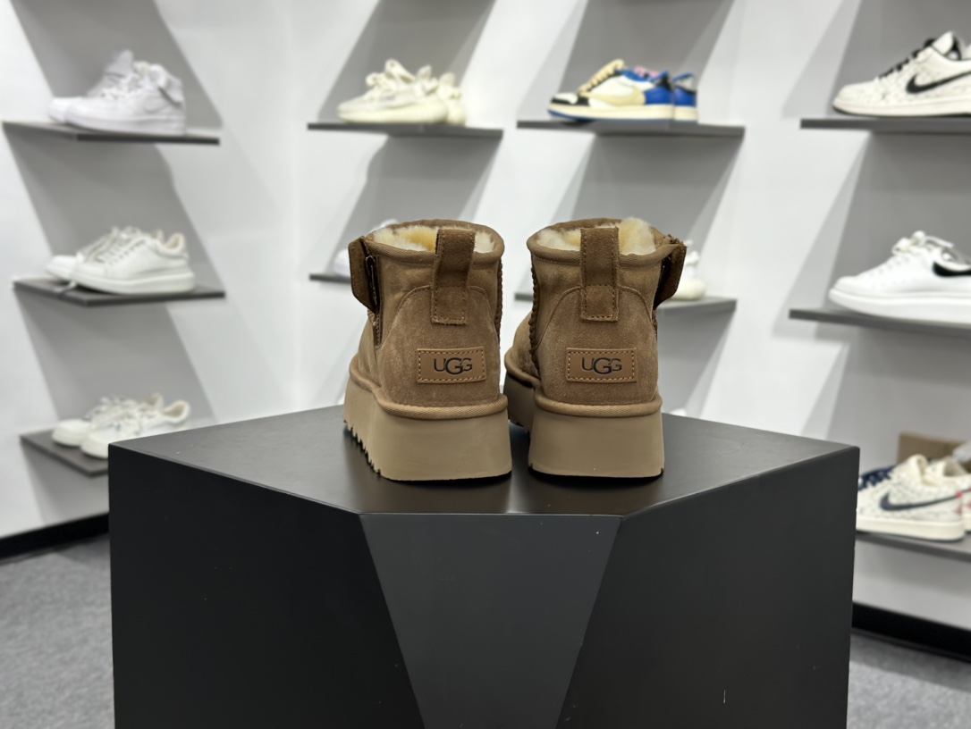 260 UGG Mini Zipper 栗色 新款厚底短筒侧拉链雪地靴 1178011