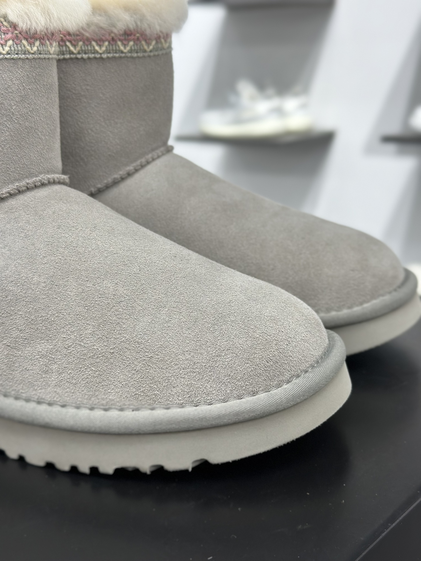 260 UGG Novelty 女子雪地靴 1174517 十年品牌制鞋代工厂生产线出品