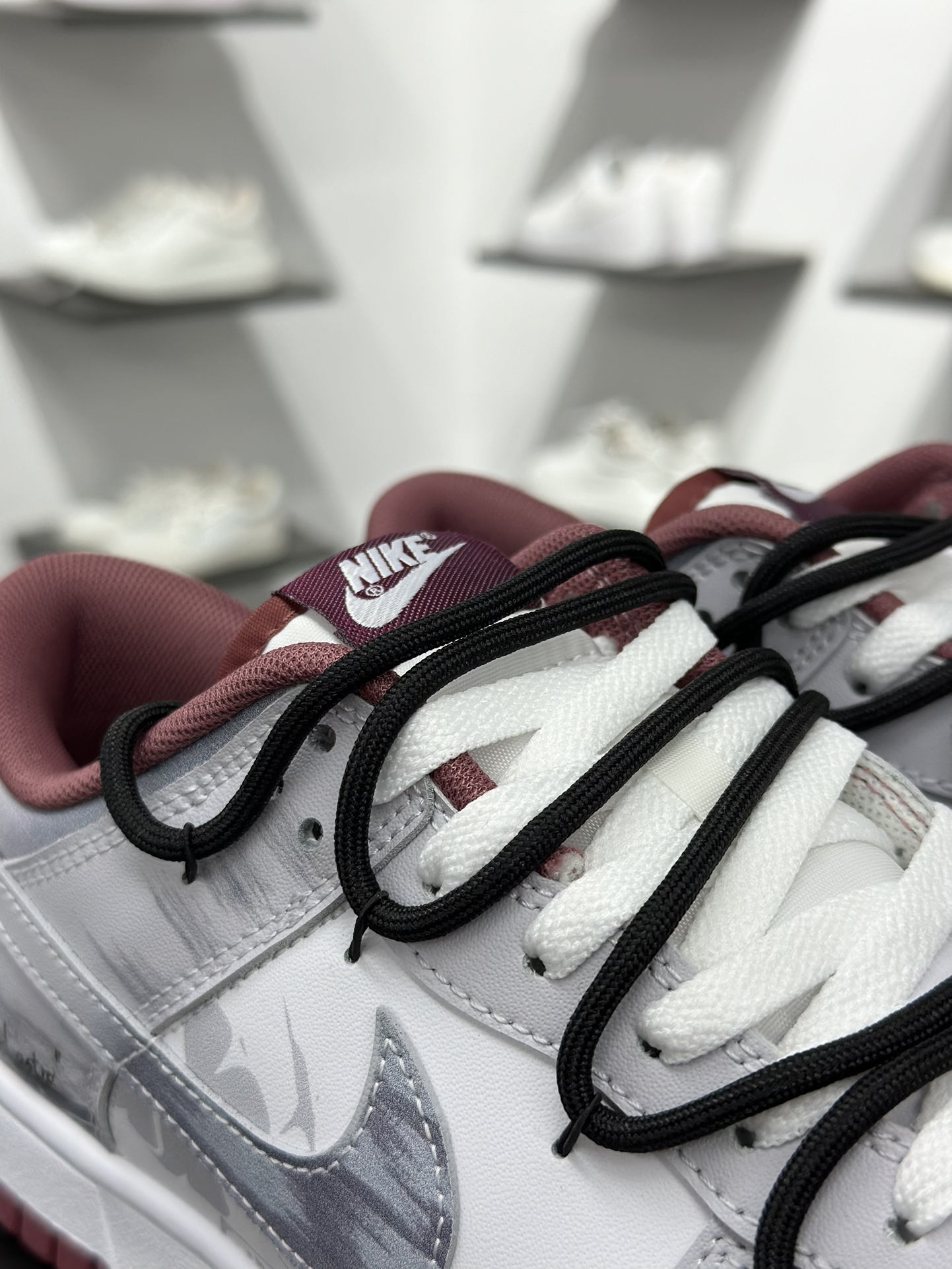 Nike SB Dunk Low 绑带 周年高端定制 低帮休闲板鞋 DV0833-112