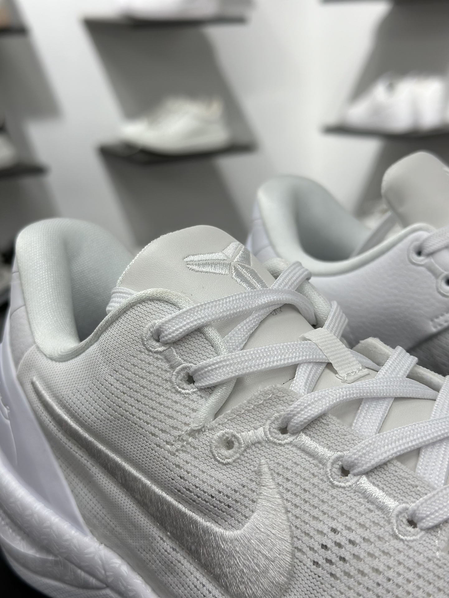 Nike Zoom Kobe VIII 8 耐克 科比8代系列 低帮复刻实战运动低帮文化篮球鞋 FJ9364-100