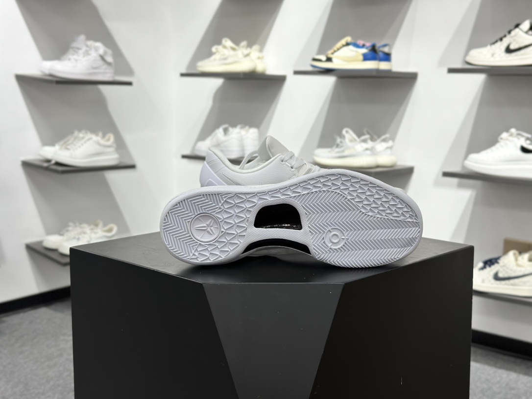 Nike Zoom Kobe VIII 8 耐克 科比8代系列 低帮复刻实战运动低帮文化篮球鞋 FJ9364-100