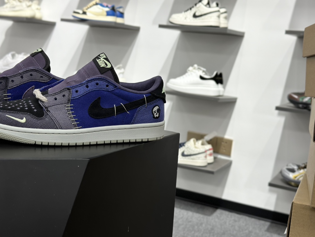 Nike Air Jordan 1 Retro Low OG 耐克 AJ1乔1低帮休闲板鞋 IH2309-500 Nike Air Jordan 1 Retro Low OG 耐克 AJ1乔1低帮休闲板鞋 IH2309-500