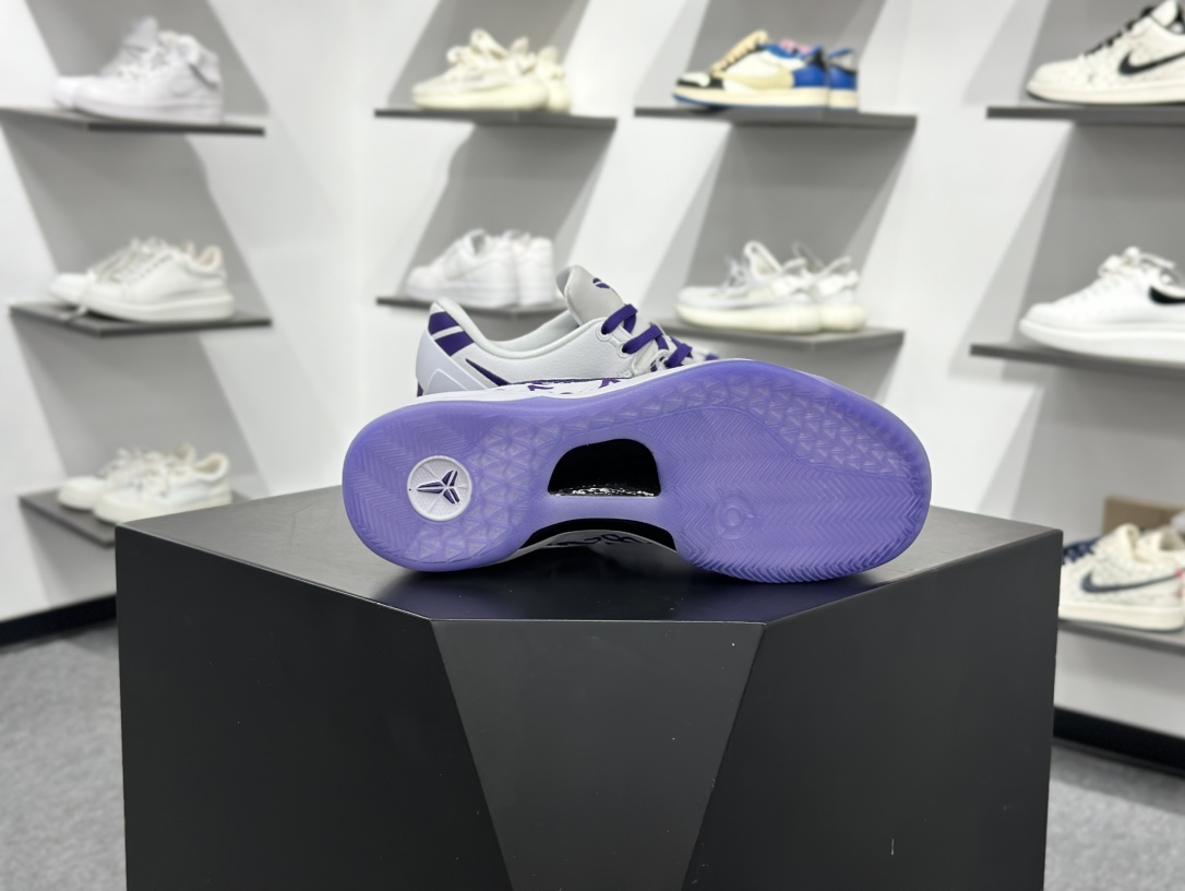 Nike Zoom Kobe VIII 8 耐克 科比8代系列 低帮复刻实战运动低帮文化篮球鞋 FQ3549-100 Nike Zoom Kobe VIII 8 耐克 科比8代系列 低帮复刻实战运动低帮文化篮球鞋 FQ3549-100