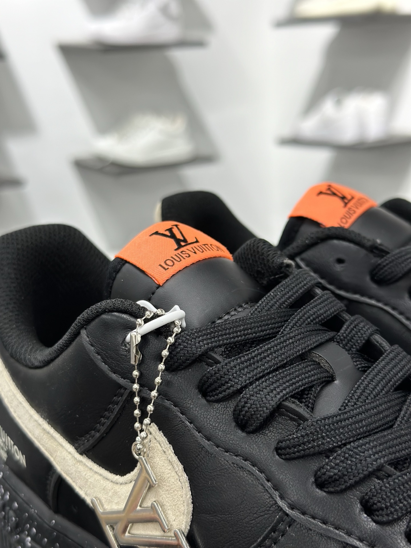 Nike Air Force 1 Low 07 x Louis Vuitton 黑棕 NH0601-586
