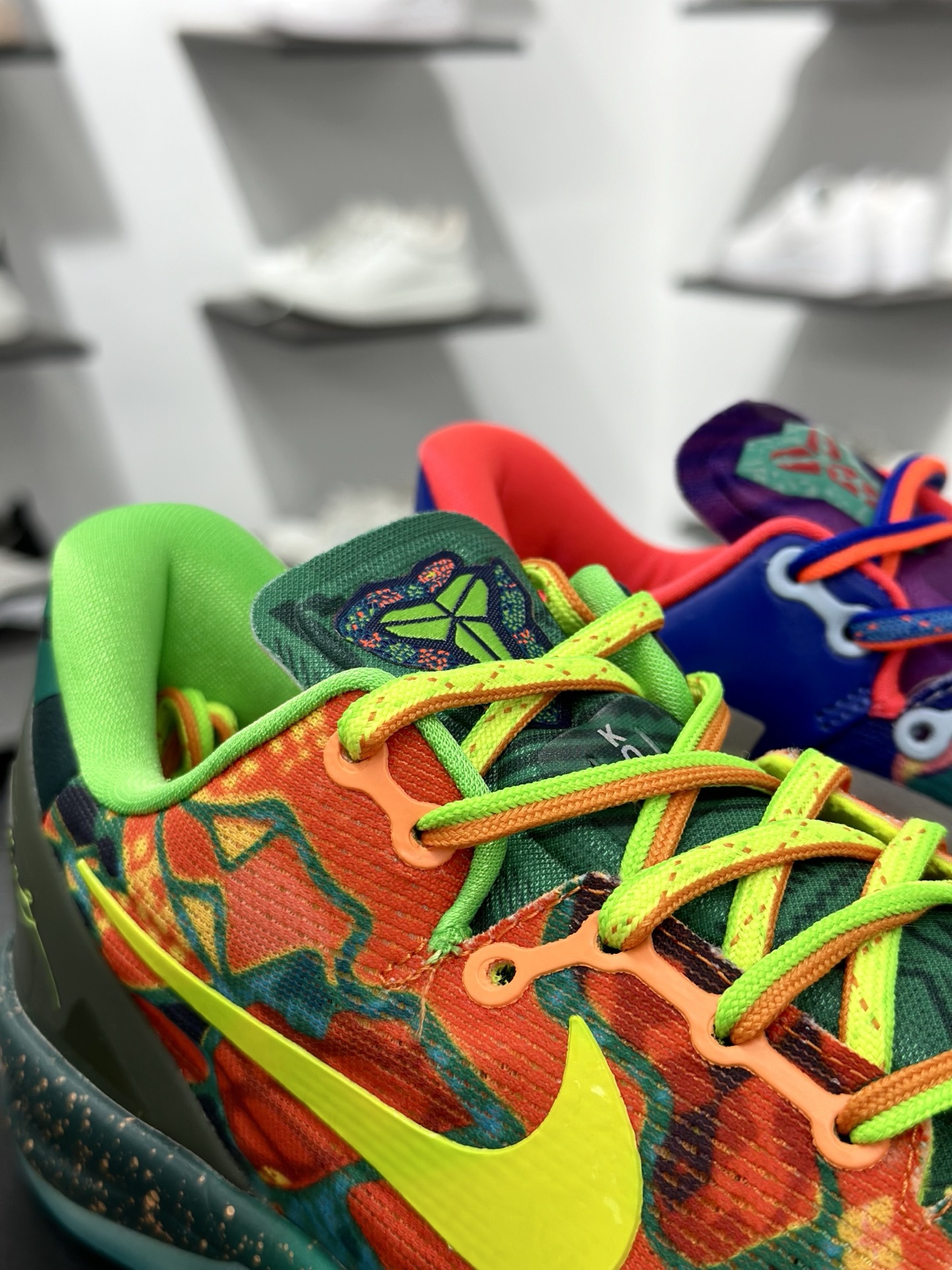 NIKE KOBE 8 EASTER 科比八代 鸳鸯 橙蓝 HM9621-900