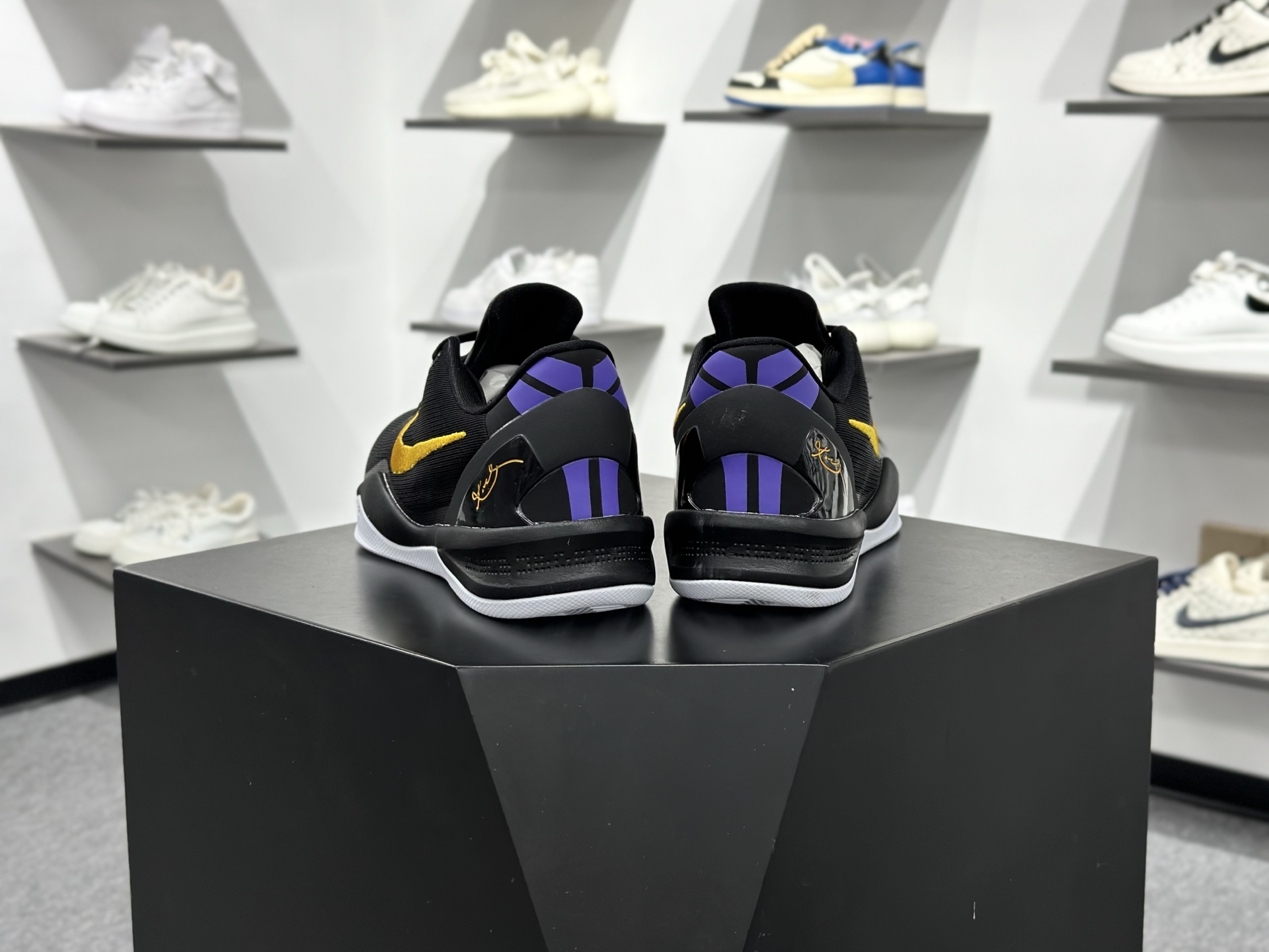 NIKE KOBE 8 EASTER 科比八代 黑黄 HF9550-001