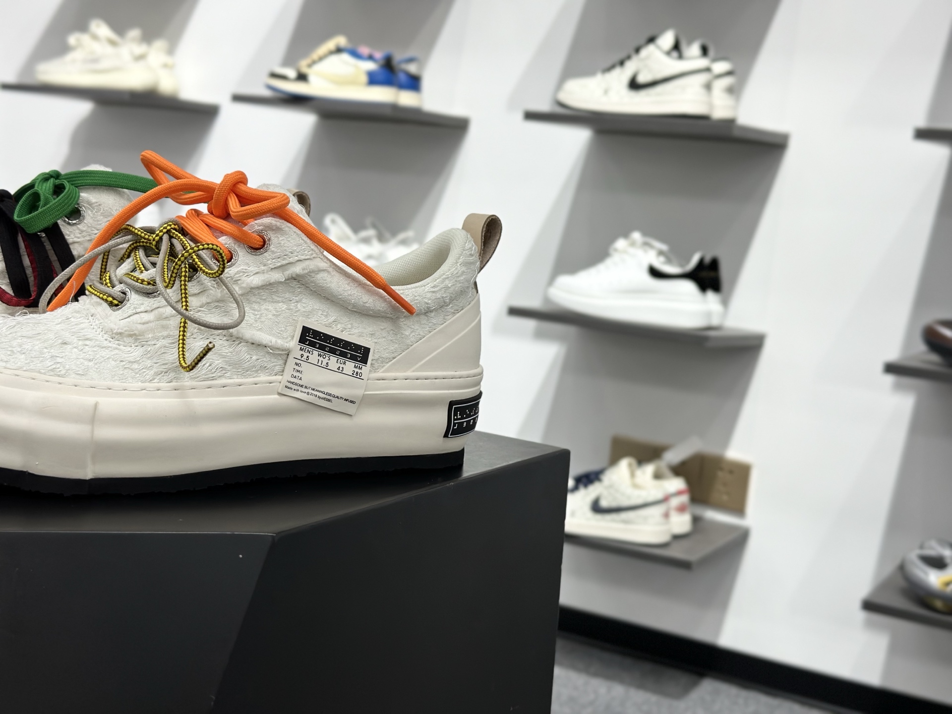 xVESSEL 雪花酥 美式 多巴胺 解构主义 街头风 撞色绑带 低帮 帆布鞋 男女同款 S24X36