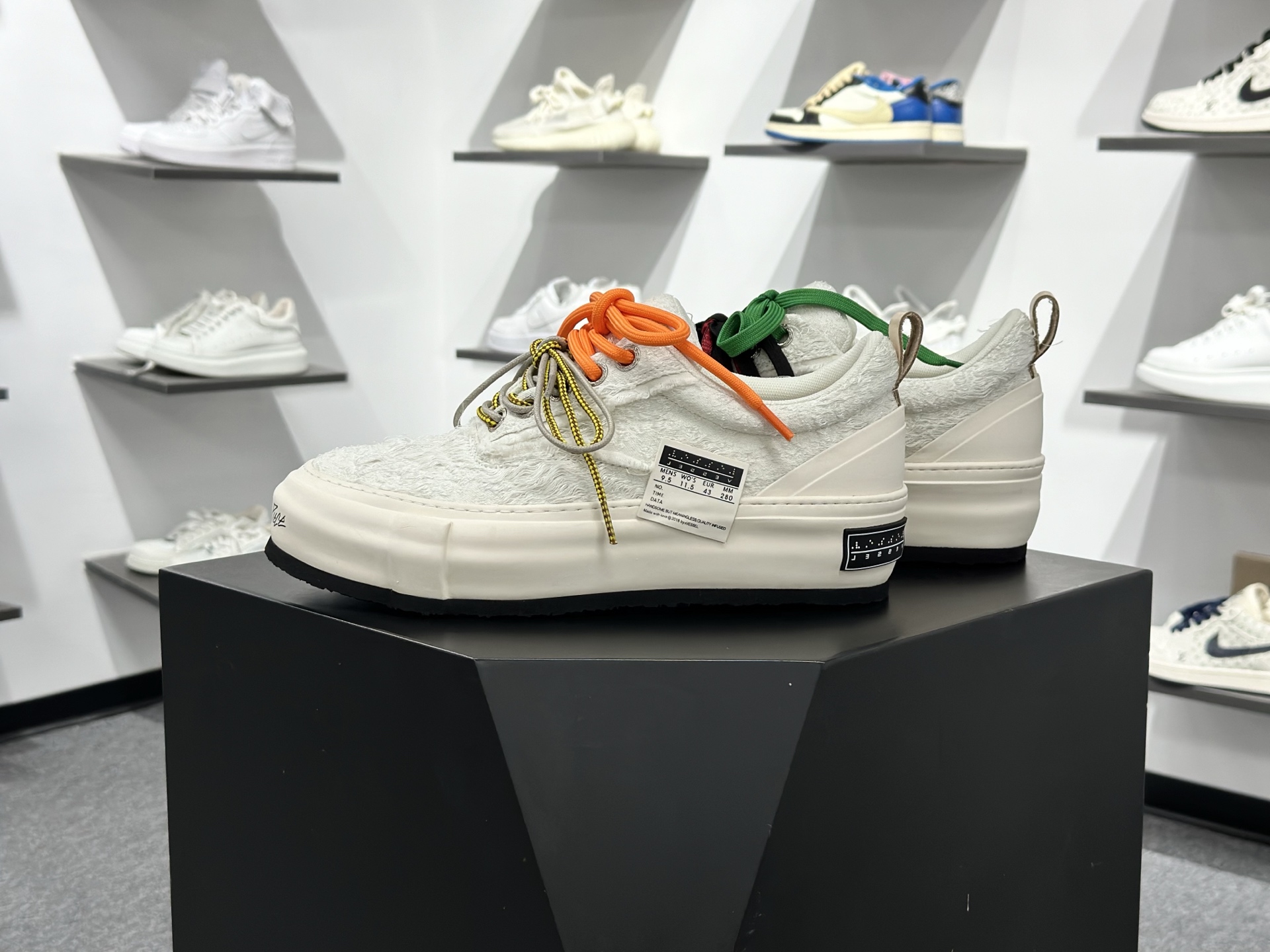 xVESSEL 雪花酥 美式 多巴胺 解构主义 街头风 撞色绑带 低帮 帆布鞋 男女同款 S24X36